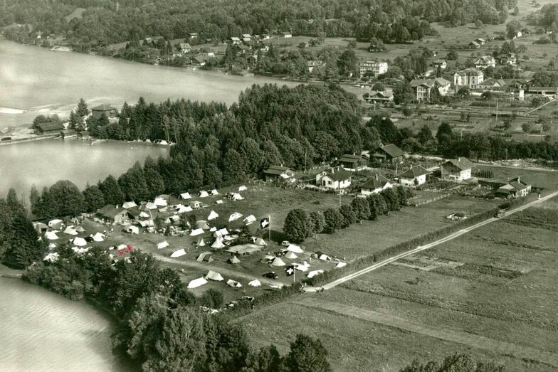 Les exigences en matière d'infrastructure et d'équipement des campings étaient au début très modestes.