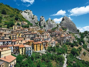 Le fait que l’on surnomme les pics rocheux escarpés de Castelmezzano les Dolomites sauvages n’a  rien d’étonnant.