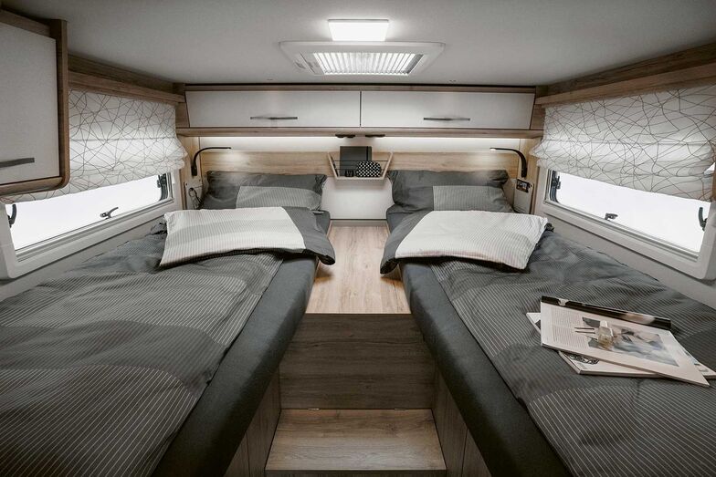 Dans l’intégral et dans le profilé il est possible de choisir entre un lit double et des lits jumeaux.