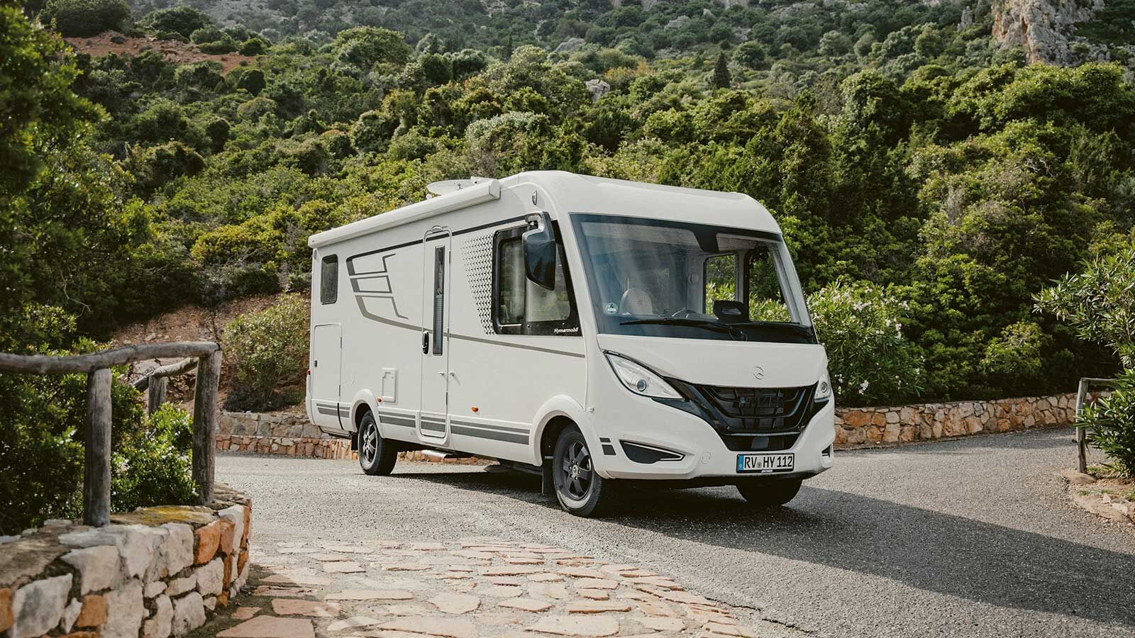 Das Wohnmobil Hymer B-MC vereint Design, Technologie und Komfort.