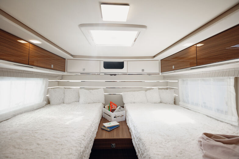 Trois des quatre implantations disposent de lits jumeaux de jusqu’à 2 mètres de long au-dessus du grand garage arrière.